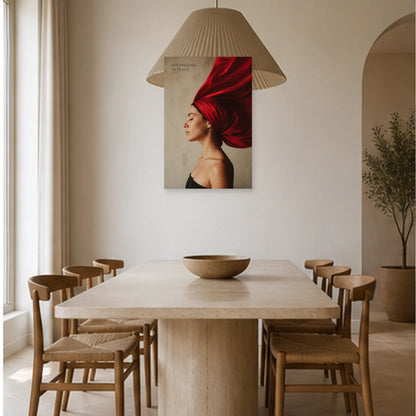 Affiche photo Femme au foulard rouge - Ose prendre ta place dans une salle à manger - Art Virtuoso