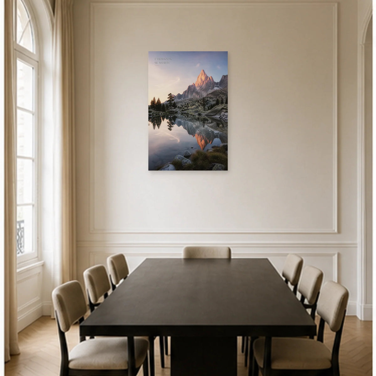 Affiche photo Pyrénées au lever du jour - L’horizon se mérite dans une salle à manger - Art Virtuoso