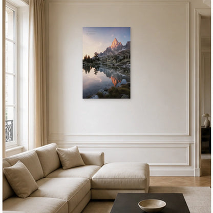 Affiche photo Pyrénées au lever du jour - L’horizon se mérite dans un salon - Art Virtuoso