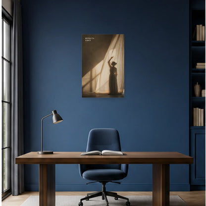Affiche photo Silhouette de femme - Révèle ta force dans un bureau - Art Virtuoso