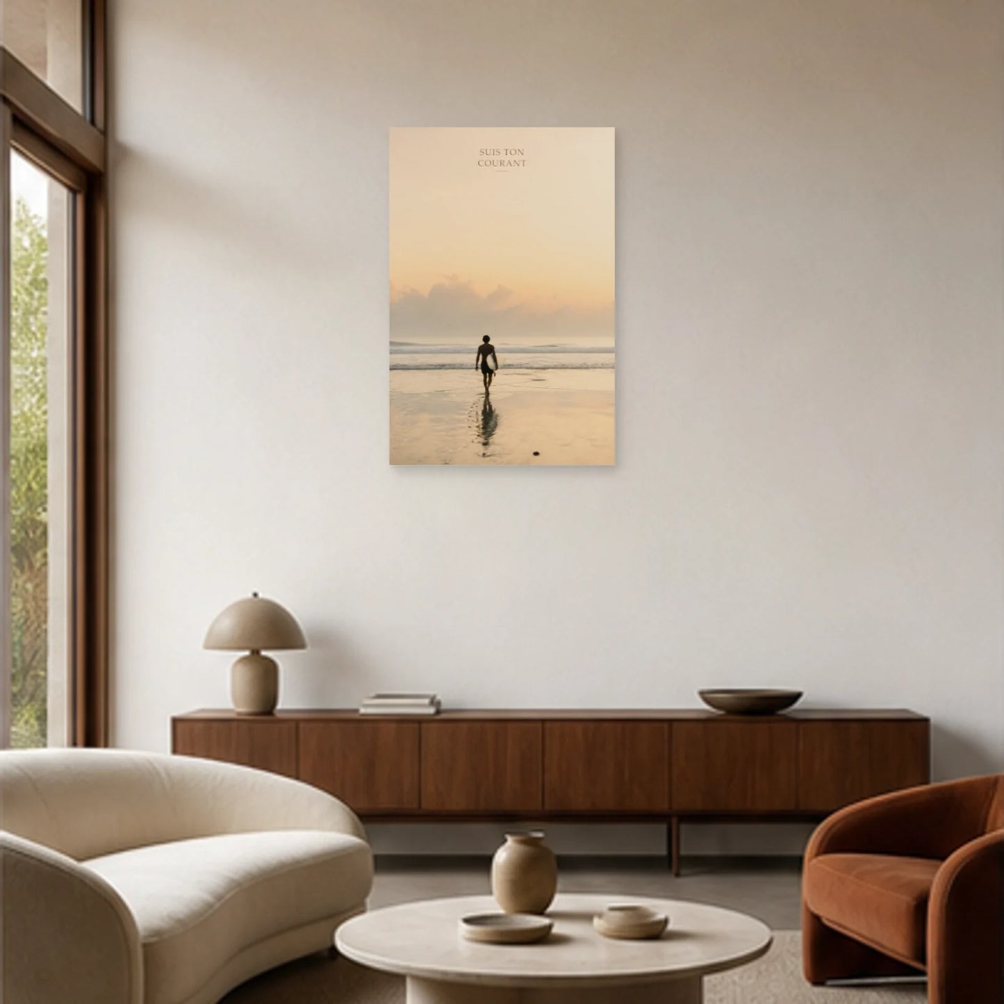 Affiche photo Surfeur à l’aube - Suis ton courant dans un salon - Art Virtuoso