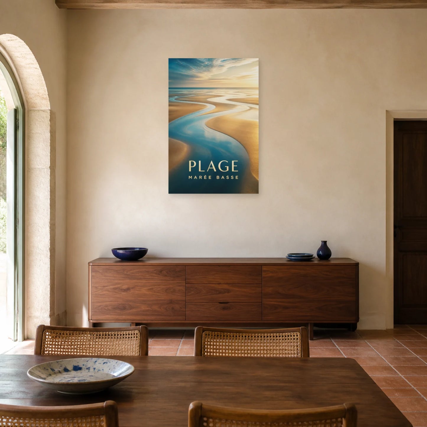 Affiche Plage – Marée Basse dans une salle à manger - Art Virtuoso