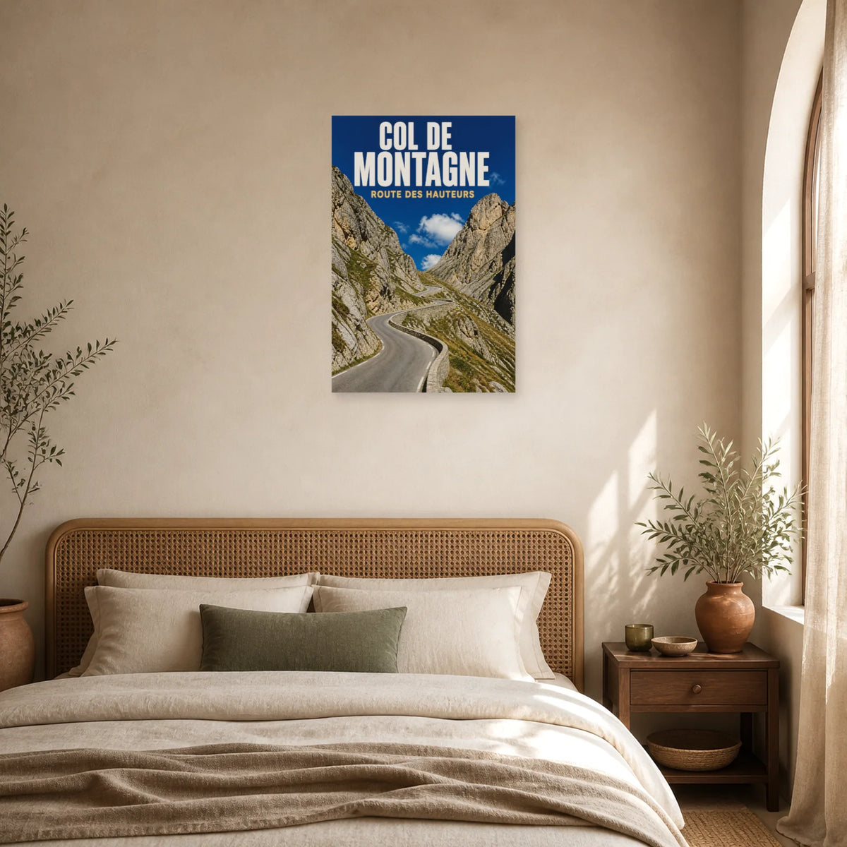 Affiche Col de Montagne – Route des Hauteurs dans une chambre - Art Virtuoso