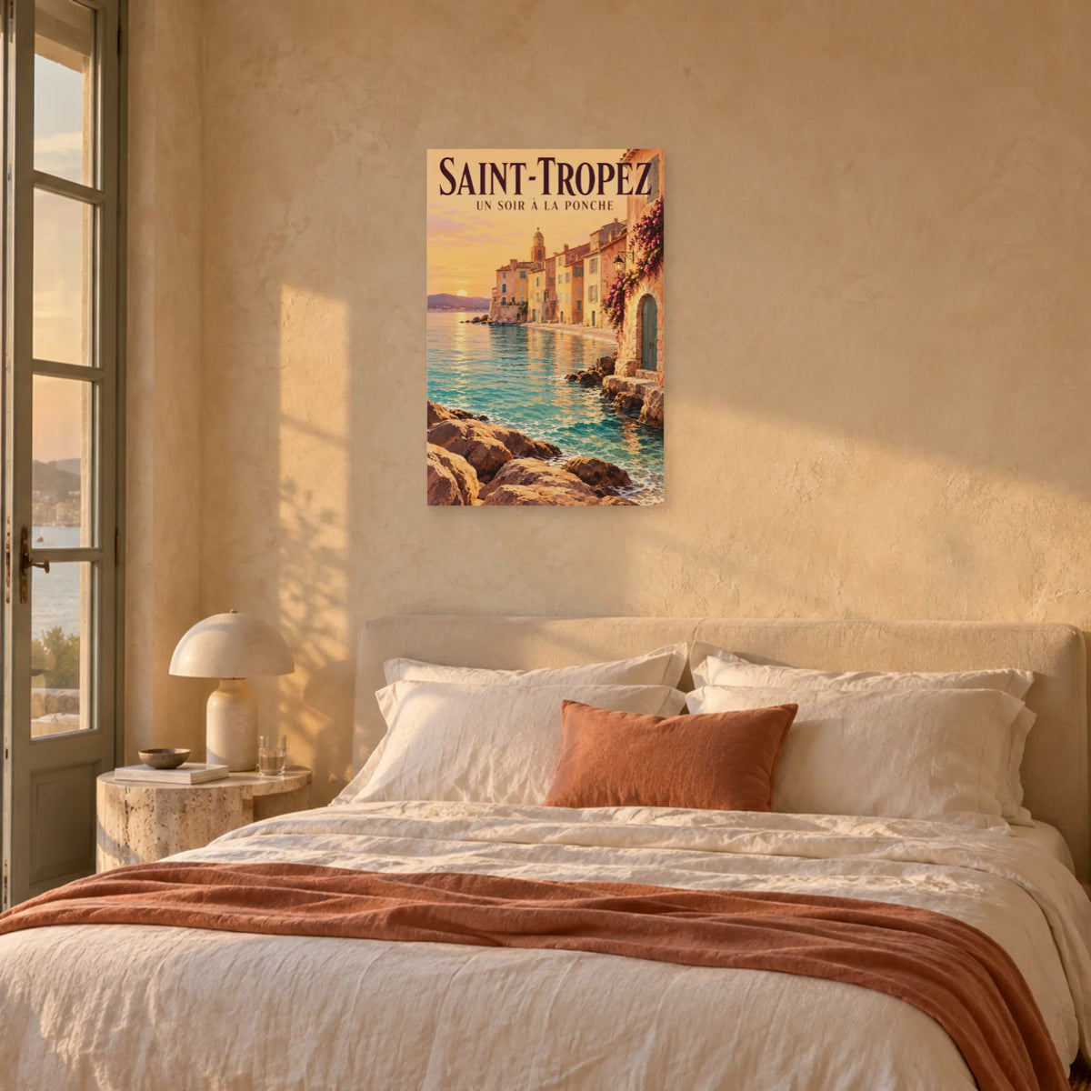 Affiche Saint-Tropez - Un soir à la Ponche dans une chambre - Art Virtuoso