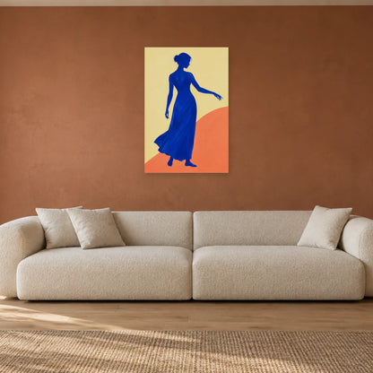 Affiche Silhouette bleue, l’élan libre dans un salon - Art Virtuoso