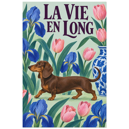 Affiche Teckel – Jardin en long, gouache florale / illustration décorative verticale, format 40 × 60 cm