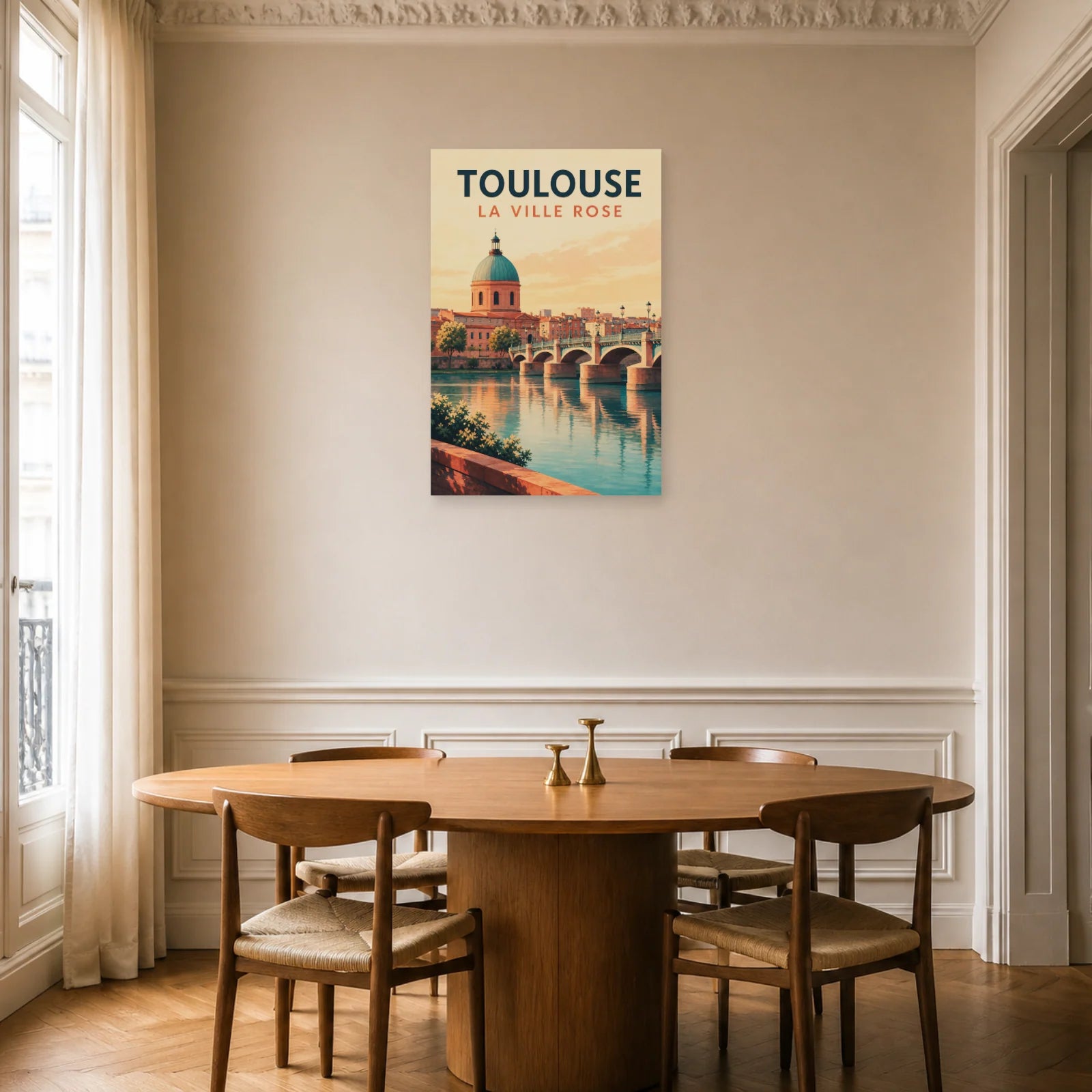 Affiche Toulouse – La Ville Rose dans une salle à manger - Art Virtuoso