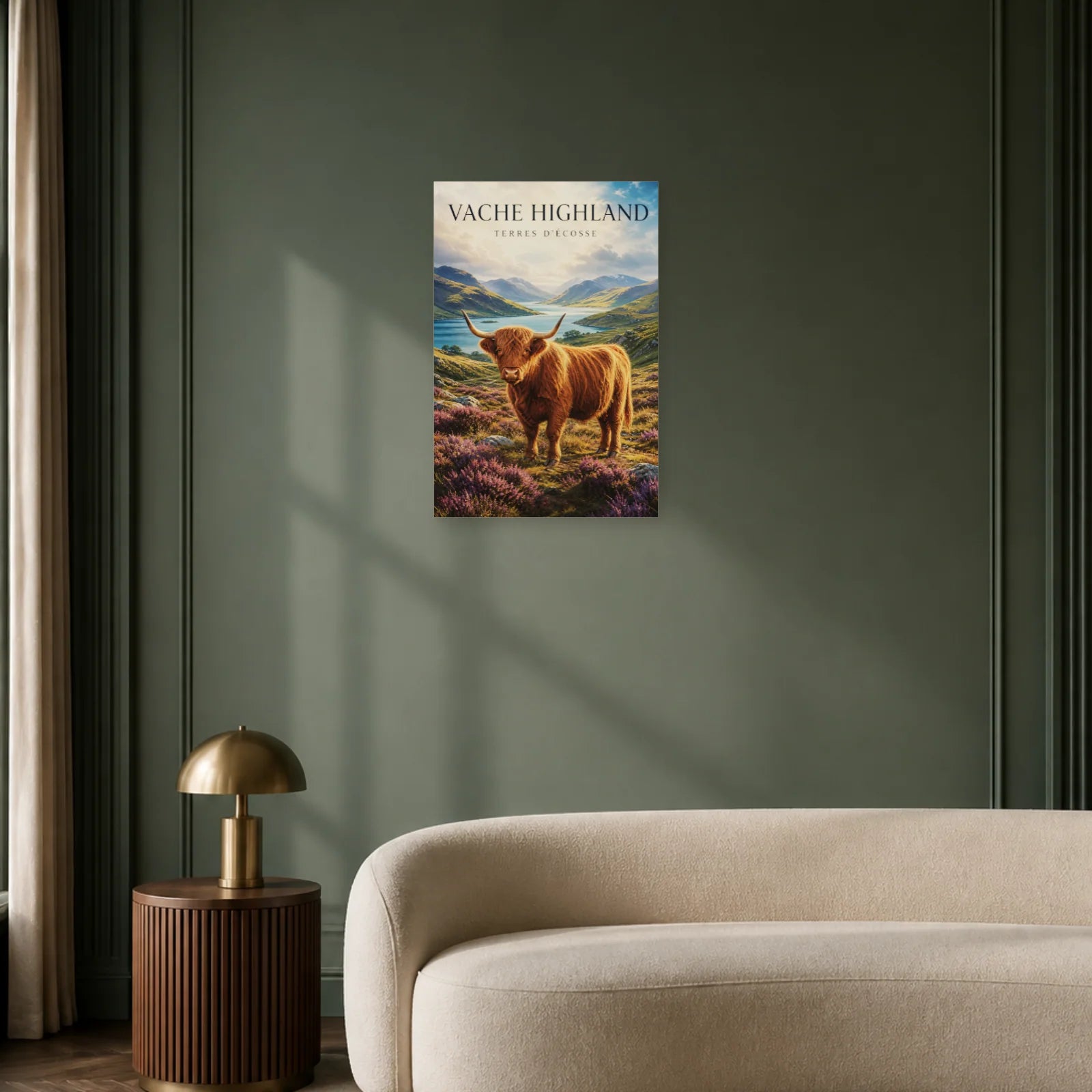 Affiche Vache Highland – Terres d’Écosse dans un bureau - Art Virtuoso