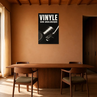 Affiche Vinyle – Son Analogique dans une salle à manger - Art Virtuoso