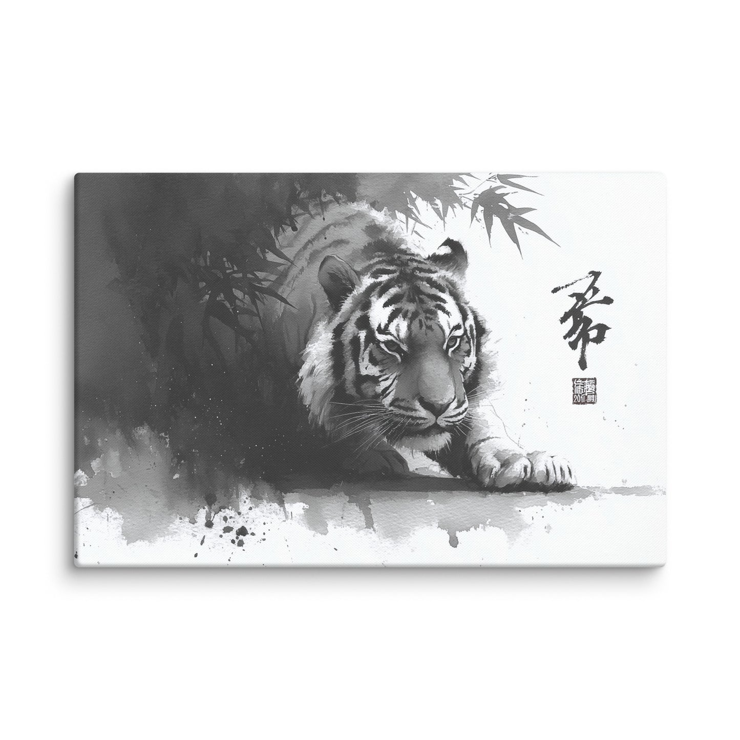 sumi e tigre japonaise noir et blanc tigre accroupi regard ancestral bambou ambiance salon tableau