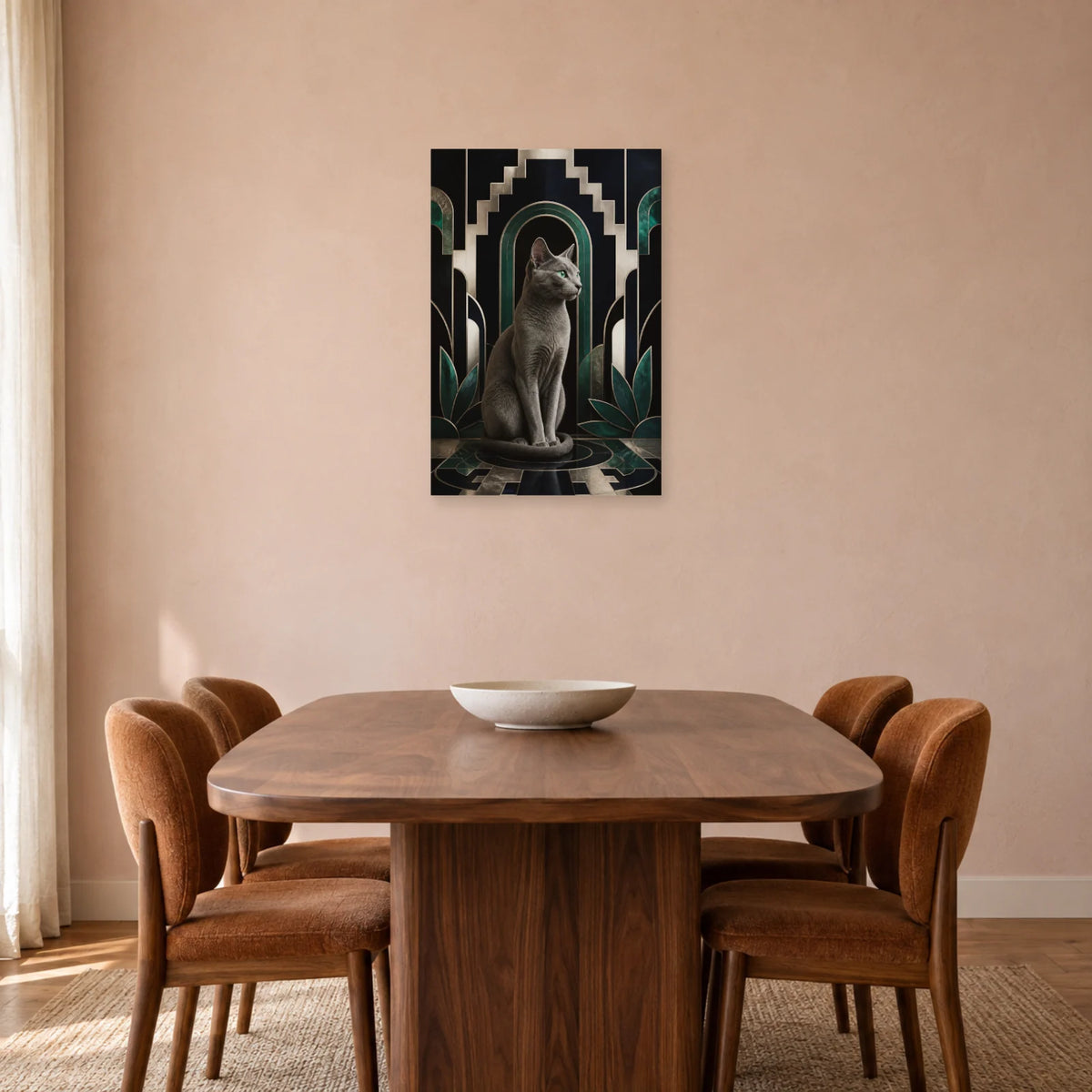 Affiche Bleu russe – Regard émeraude dans une salle à manger - Art Virtuoso