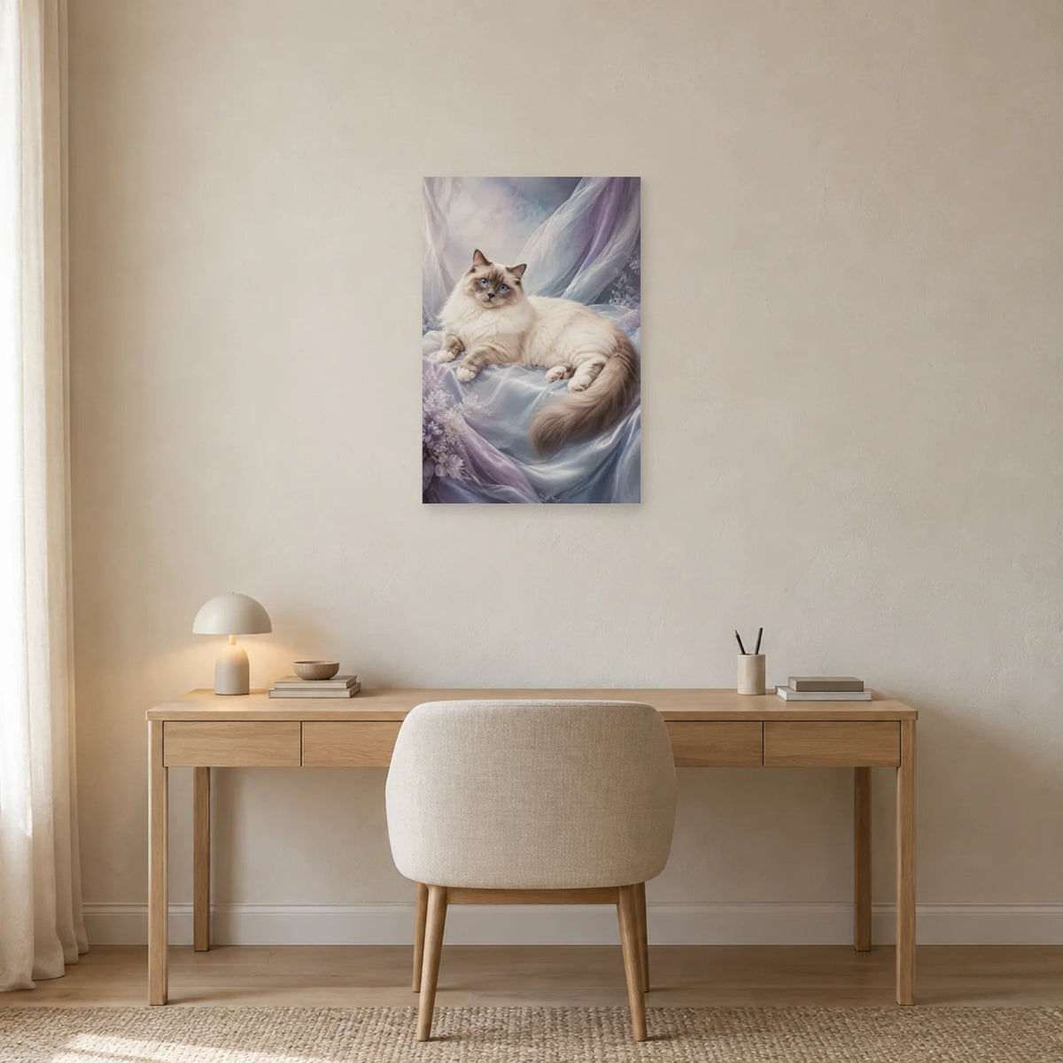 Affiche Chat Ragdoll – Drapés de brume dans un bureau - Art Virtuoso