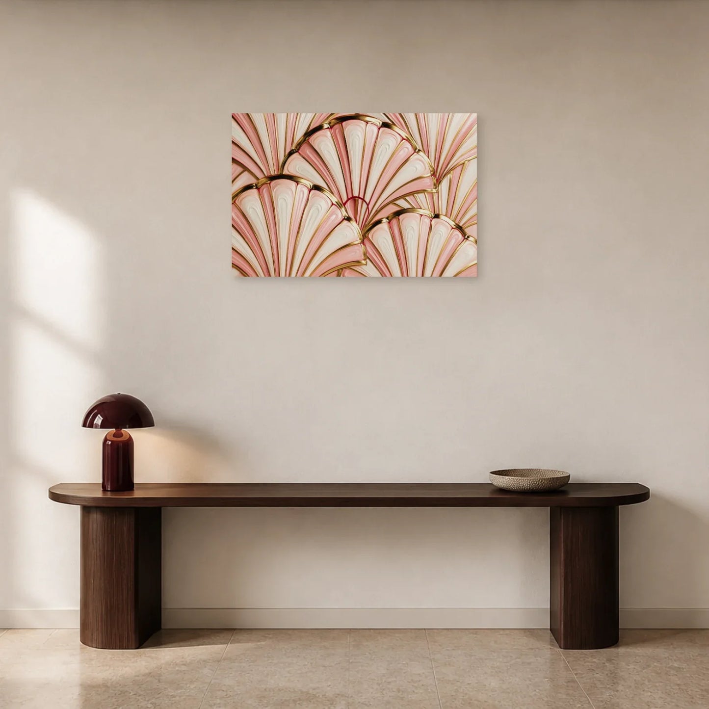 Tableau Art Déco Rose présenté dans une entrée - Art Virtuoso