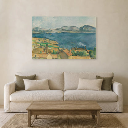 Tableau La Baie de Marseille vue de L’Estaque – Paul Cézanne dans un salon - Art Virtuoso