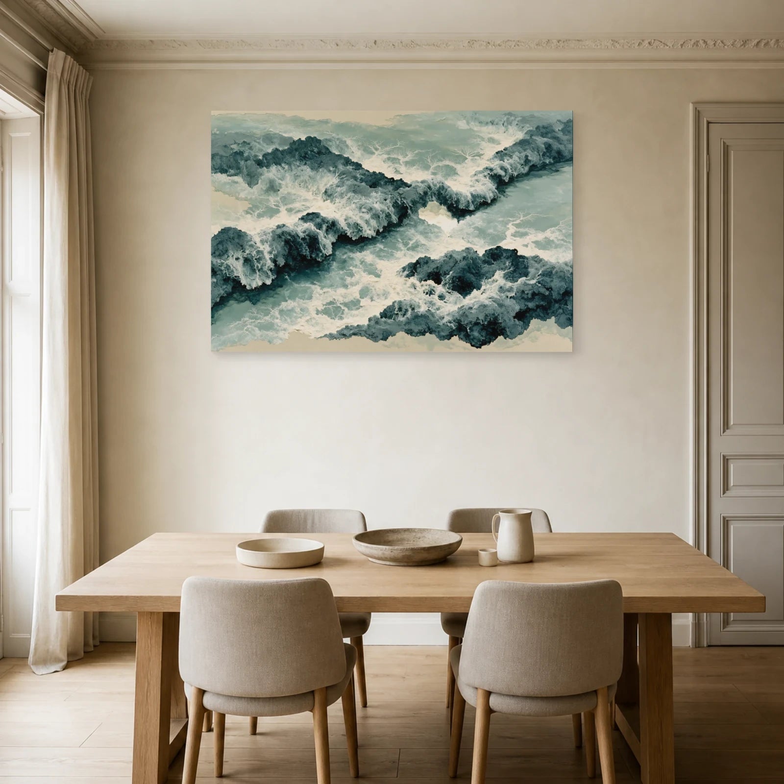 Tableau Mer : Vagues Beige et Gris - Écume Bleu Minéral dans une salle à manger - Art Virtuoso