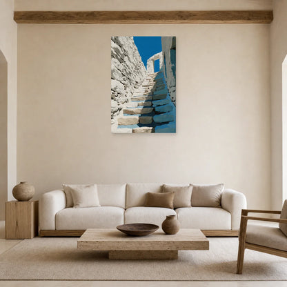 tableau escalier méditerranéen blanc et bleu cobalt présenté dans un salon