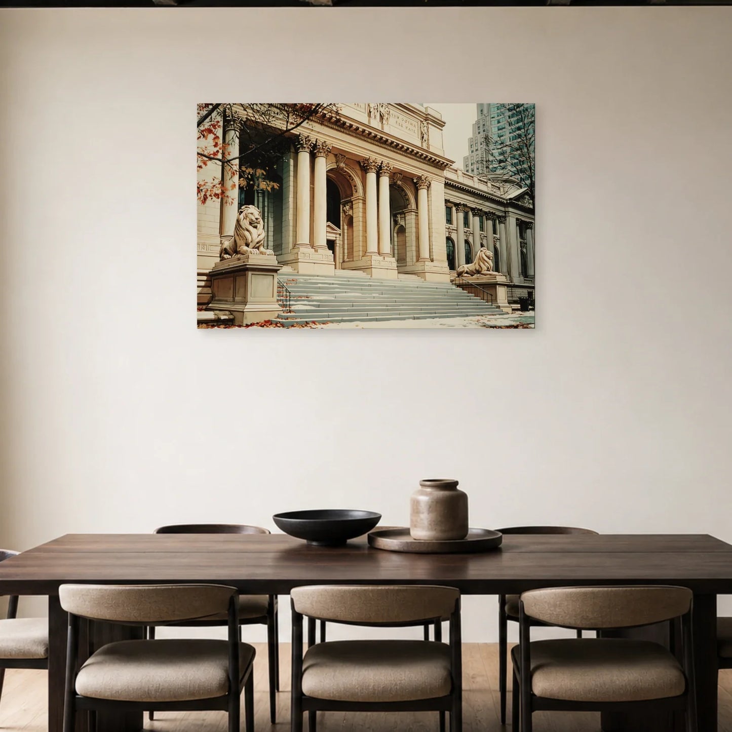 Tableau de bibliothèque new-yorkaise présenté dans une salle à manger