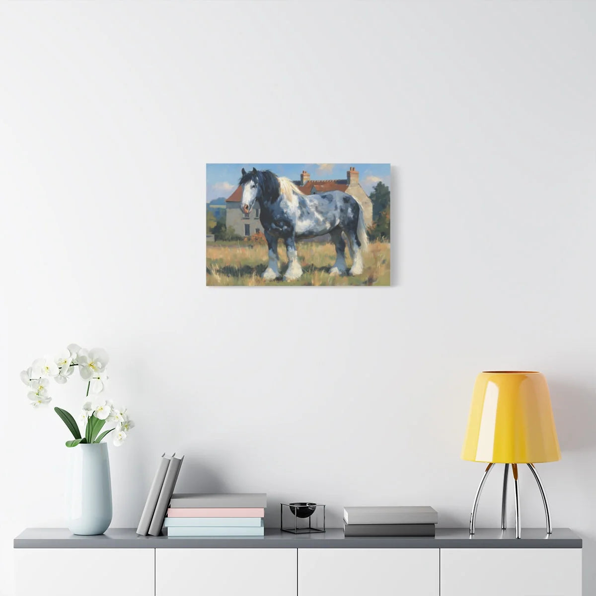 Tableau Rosa Bonheur au-dessus d'une crédence en pierre