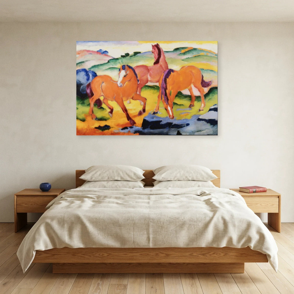 Tableau Chevaux rouges – Franz Marc dans une chambre - Art Virtuoso