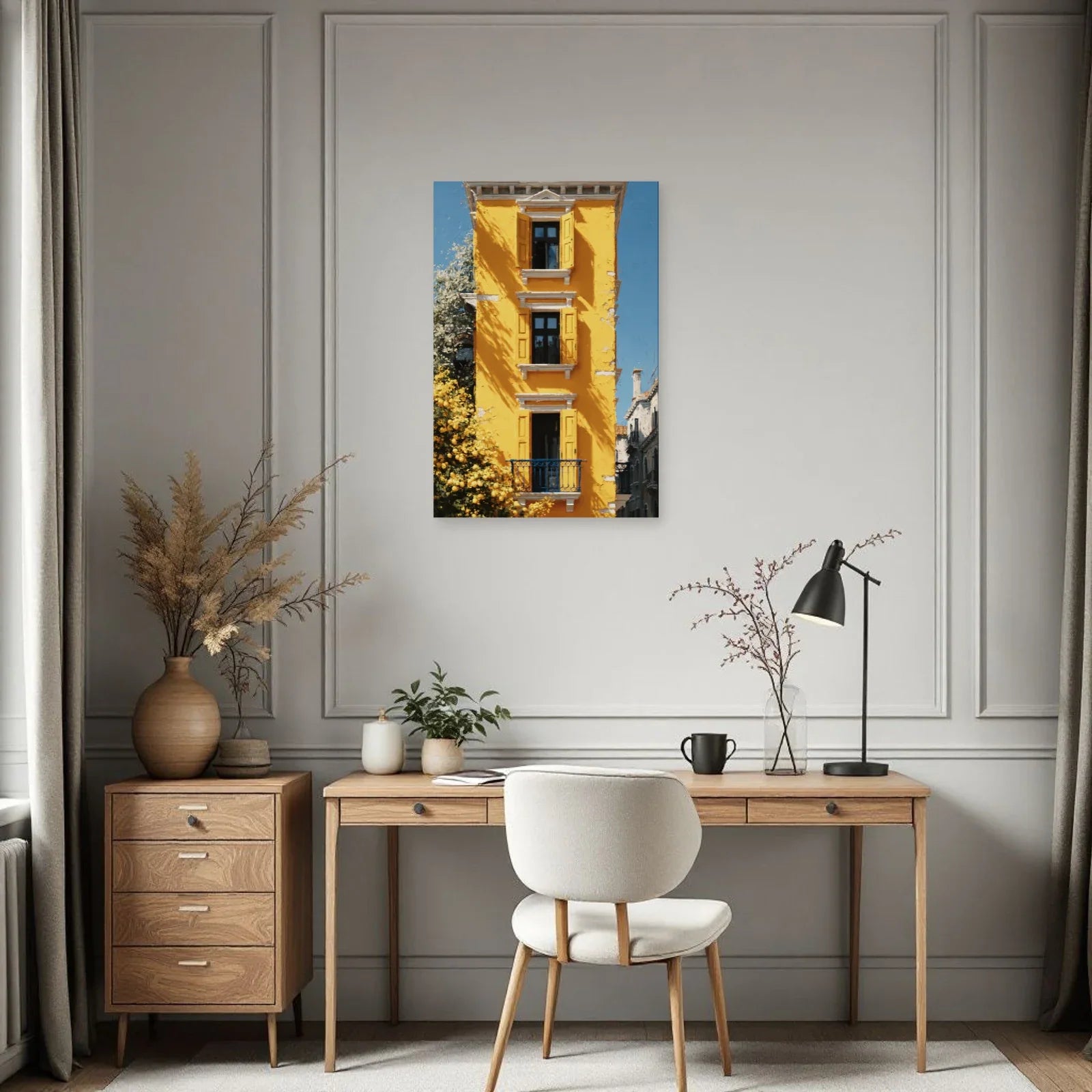 Tableau de maison jaune dans un bureau chaleureux par Art Virtuoso