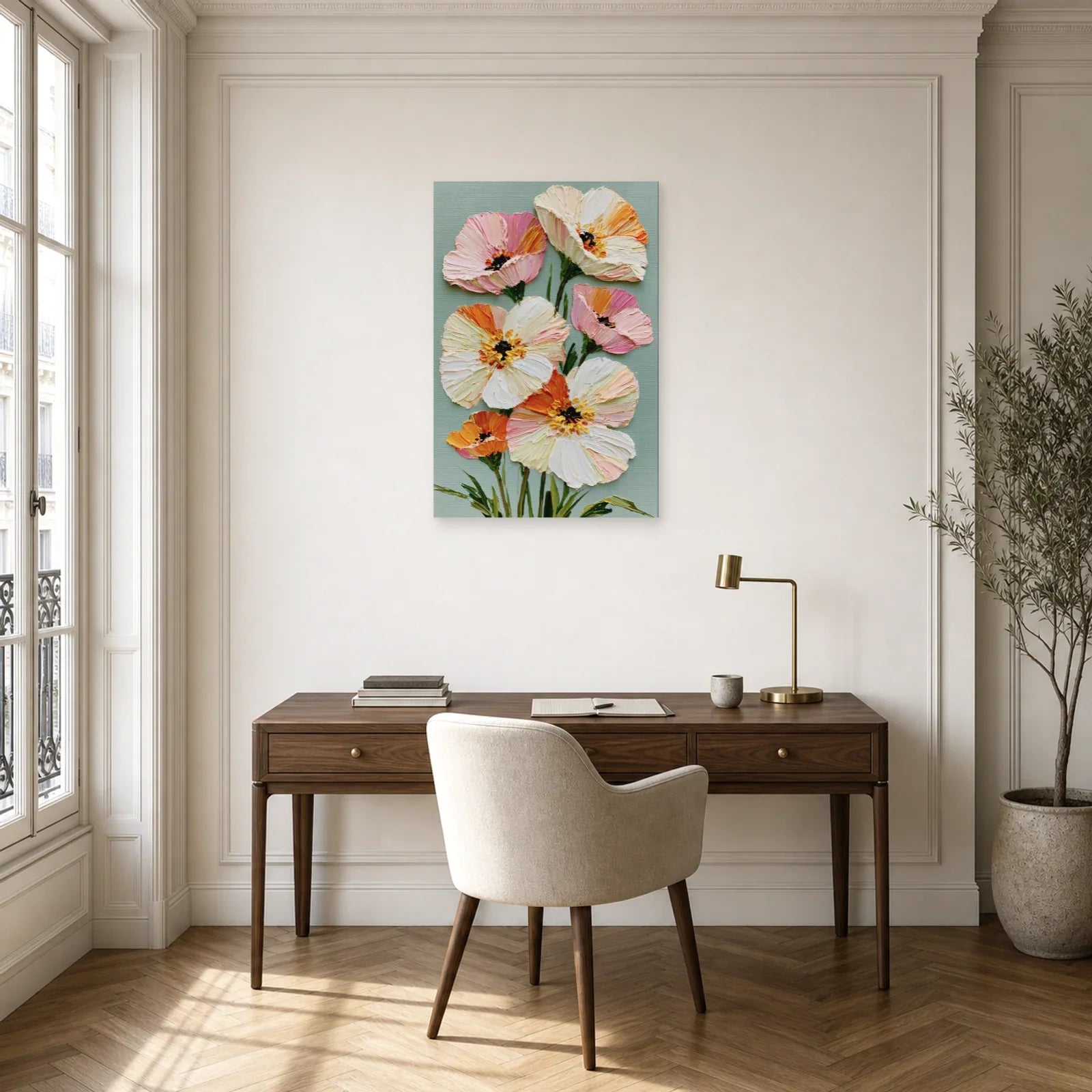 Tableau Floral Impasto Fond Clair - Petales en Relief dans un bureau - Art Virtuoso
