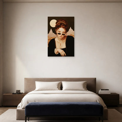Tableau nocturne noir et rose présenté dans une chambre
