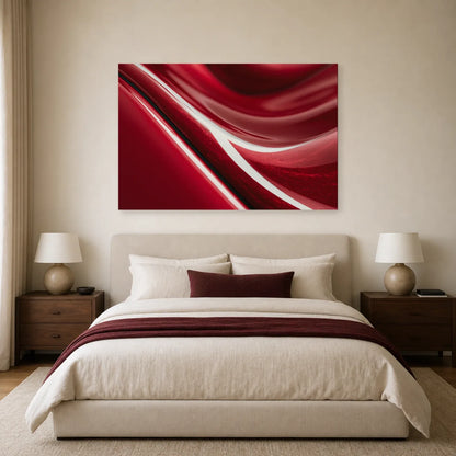 abstraction rouge rubis aux reflets blancs courbes et au sillon noir, présenté dans une chambre aux textiles unis