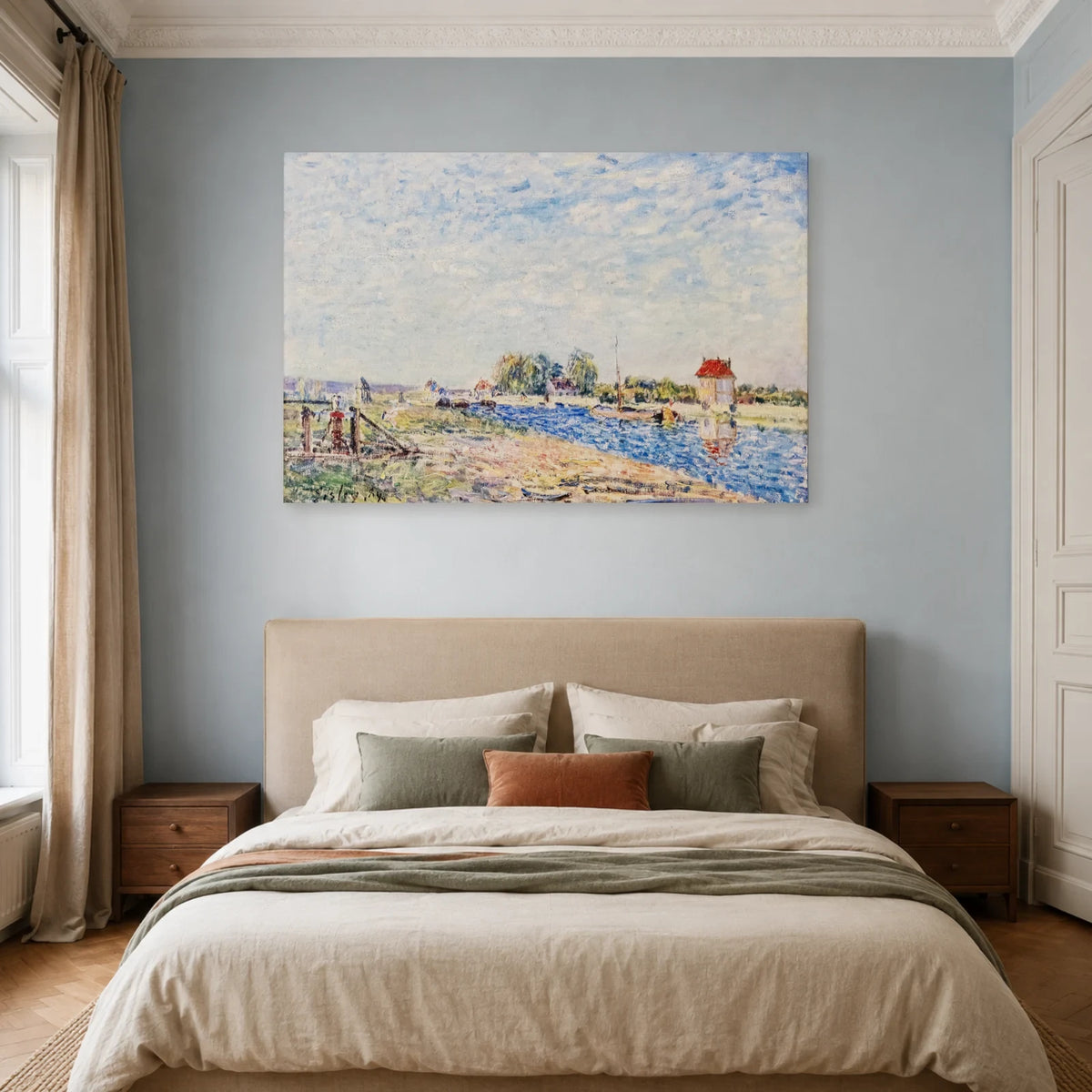 Tableau Le Canal du Loing – Alfred Sisley dans une chambre - Art Virtuoso