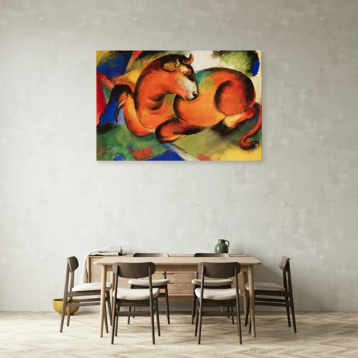 Tableau Le Taureau rouge – Franz Marc dans une salle à manger - Art Virtuoso