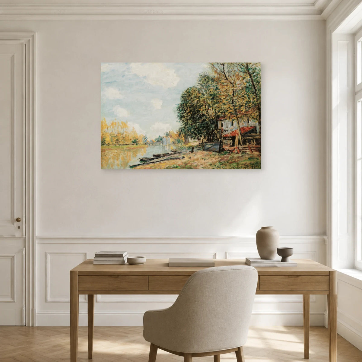 Tableau Les Bords du Loing à Moret – Alfred Sisley dans un bureau - Art Virtuoso