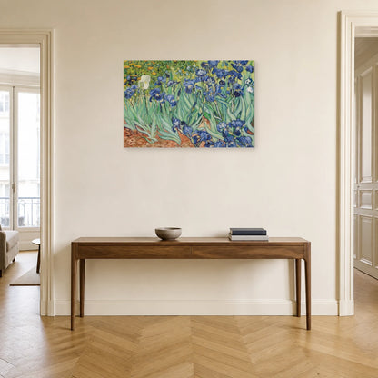 Tableau Les Iris – Vincent van Gogh dans une entrée ou un couloir - Art Virtuoso
