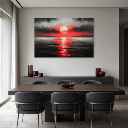Tableau nocturne avec barque lointaine présenté dans une salle à manger