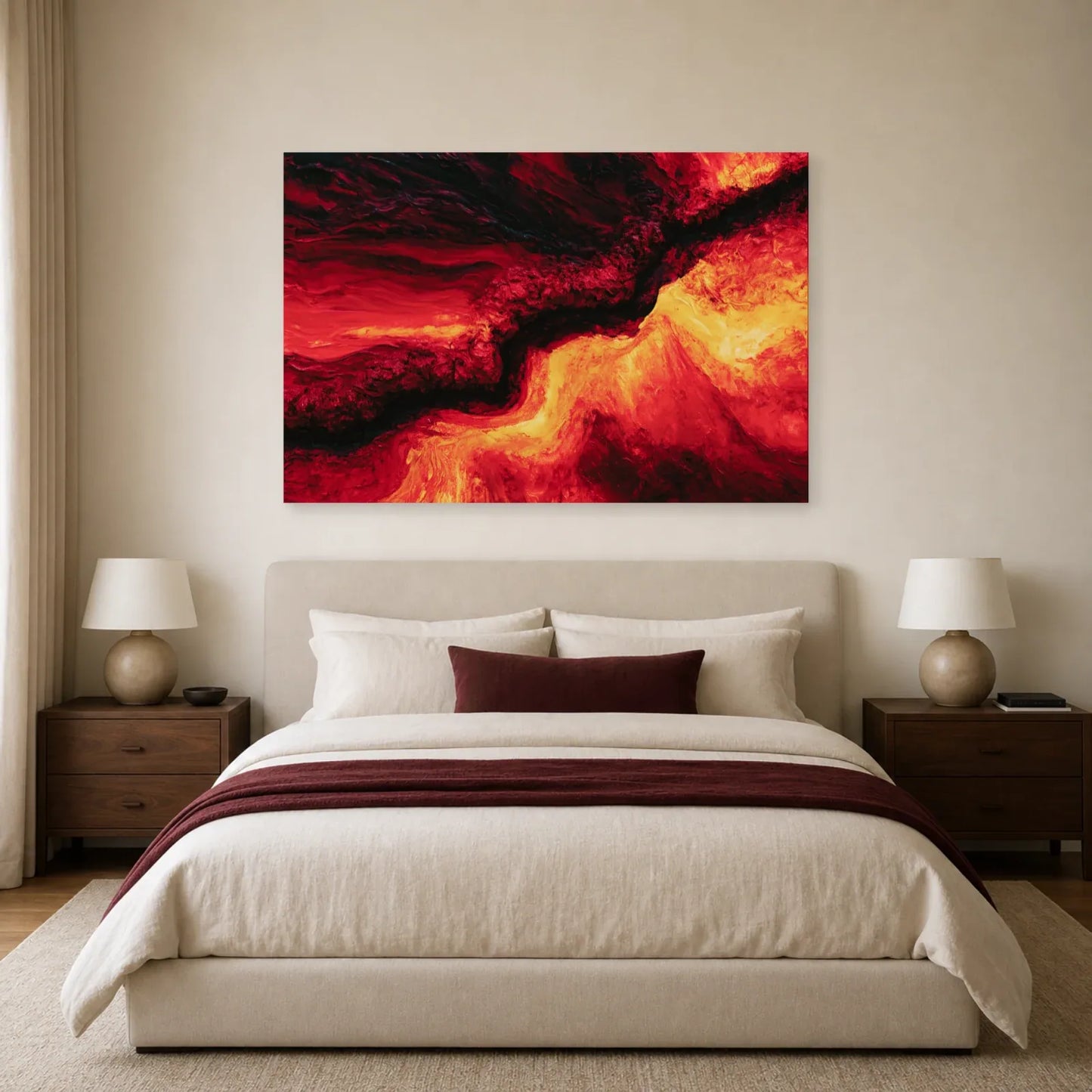 abstraction rouge carmin traversée d’une faille noire et orange, présenté dans une chambre aux textiles unis