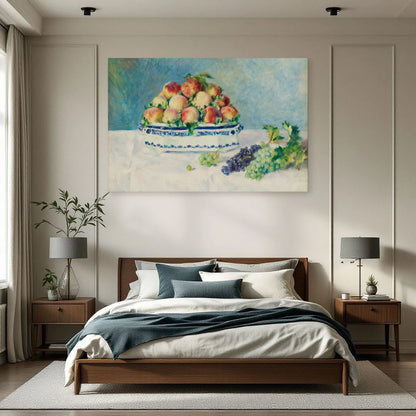 Tableau Nature morte aux pêches et raisins – Pierre-Auguste Renoir dans une chambre - Art Virtuoso