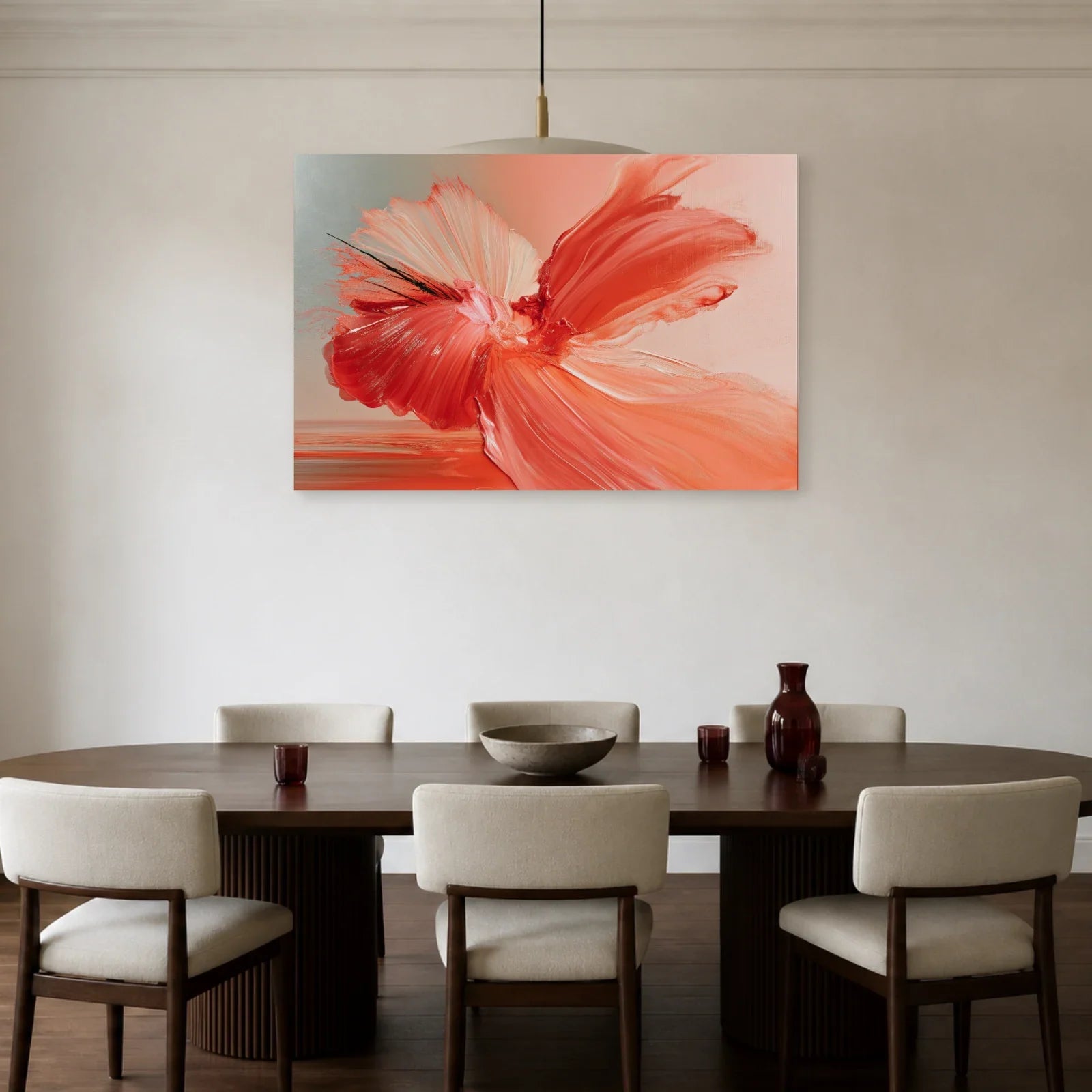 Tableau Rose Fuchsia Gestuel présenté dans une salle à manger - Art Virtuoso
