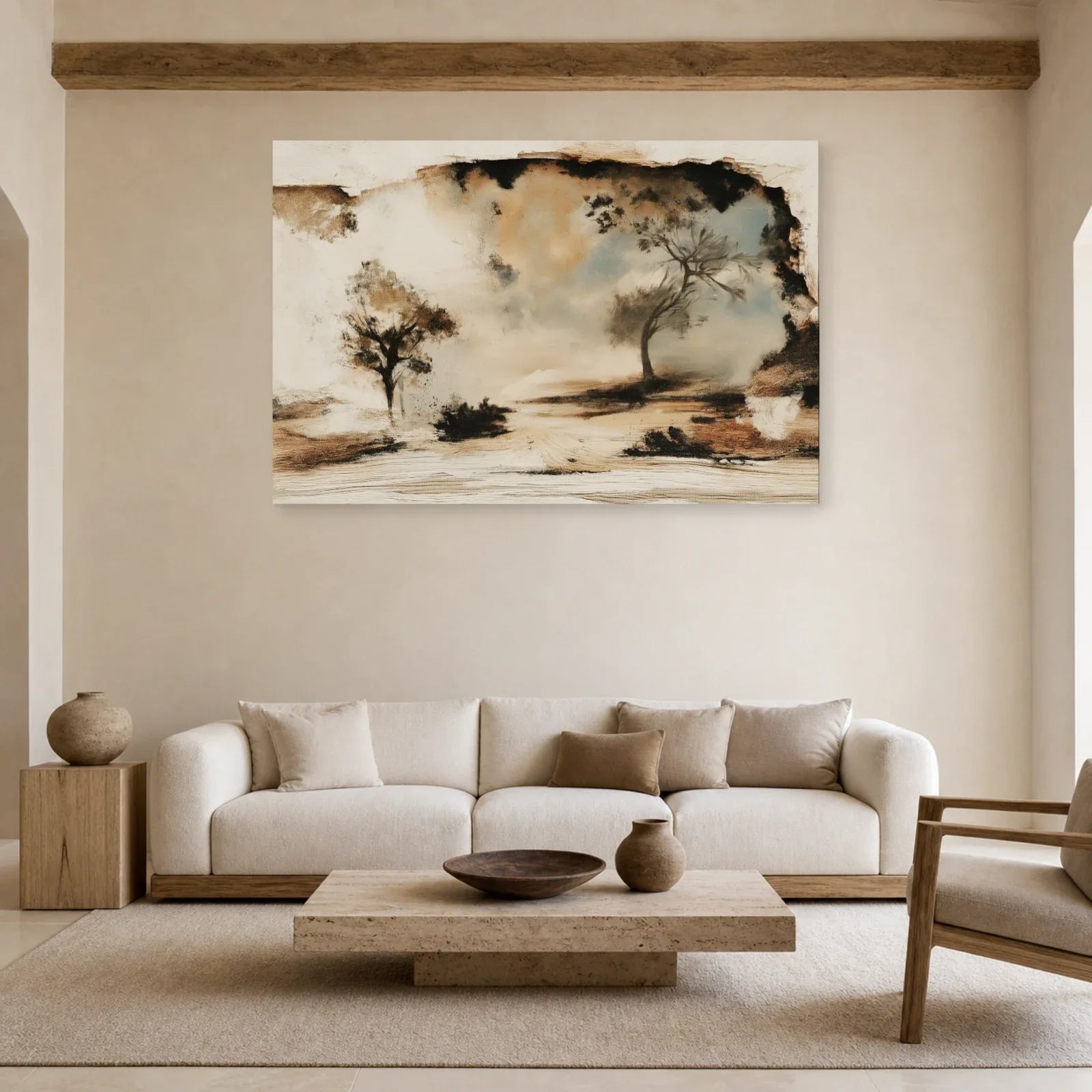 Fresque beige aux deux arbres présentée dans un salon
