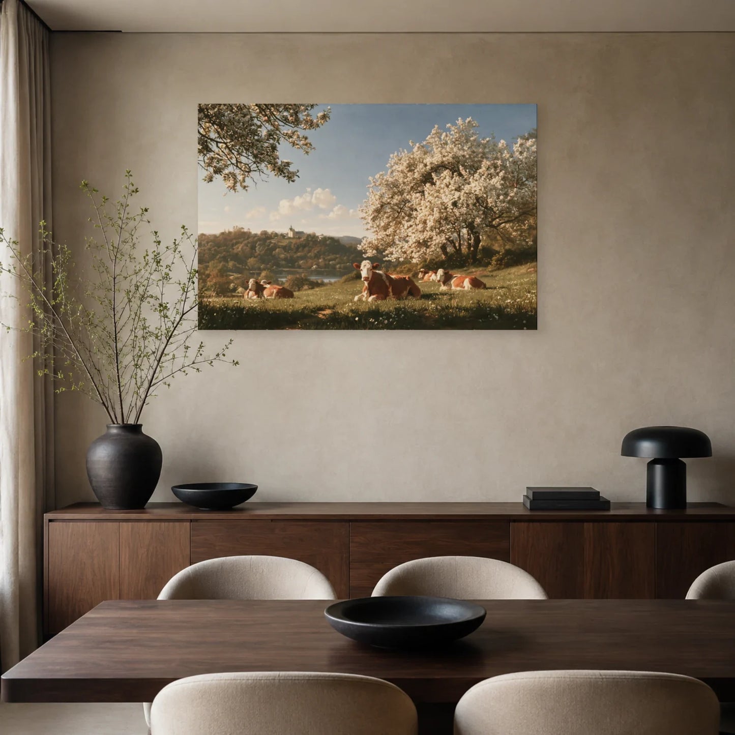 Tableau Vaches Normandes sous les Pommiers présenté dans une salle à manger - Art Virtuoso