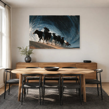 Tableau Vaches sous la Pluie présenté dans une salle à manger - Art Virtuoso